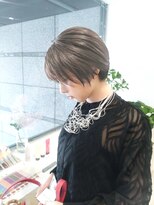 ハイストリートヘア(High street Hair)&nbsp;前上がりショートボブ×ハイライト＋透明感カラー