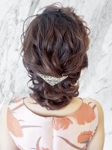 ヘアセットアンドメイク専門店 ルナ(Luna)