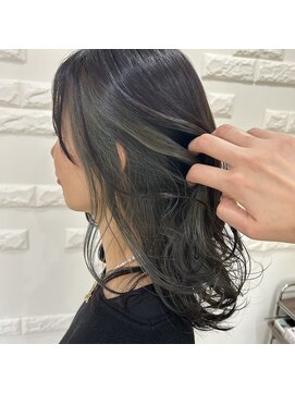 エス ハート オブ ヘアー 名東店(Heart of HAIR) 【ES佐藤】winterStyleオリーブベージュインナーカラー