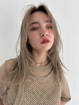 グリーン 町田(green) 【セミロング】ネオウルフ/レイヤー/ハイトーン