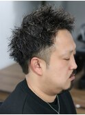 スパイキーショート × ハードツイストパーマ/20代30代40代