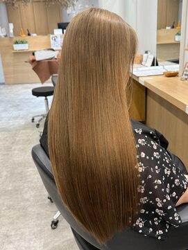 アヴァンス 京橋店(AVANCE) 赤髪からブリーチでミルクティーベージュに♪