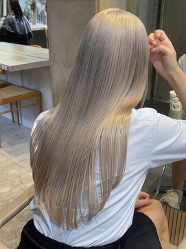 サンクマーケット 渋谷(cinq MARKET) 渋谷ミルクティーベージュハイトーンカラーヘーゼルベージュ韓国