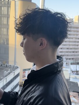 アコロン(acoron.) スパイラルパーマ/刈り上げ/ツーブロック/池袋メンズカット