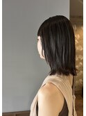 もみあげの毛がポイントなボブスタイル