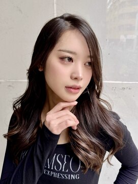 ディオ アンド ルーチェ(Dio&Luce) 小顔くびれレイヤー／横顔が綺麗に見えるミディ