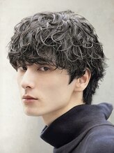 今SNSで話題のシャドウパーマ＊アイロンで巻いたような質感で、大人な雰囲気に＊[天神大名/メンズパーマ]