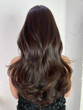 ロング顔周りレイヤー韓国ヘアおくれ毛_ba565391