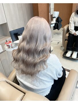 パレット 難波(Palette) ホワイトブロンド/ホワイトブリーチ/ケアブリーチ/エンドカラー