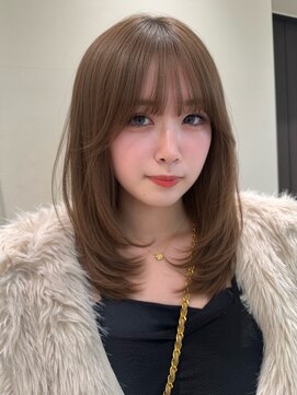 ビューギンザ(VIEW GINZA) ワンカールレイヤーくびれヘア 顔周り イメチェンカット