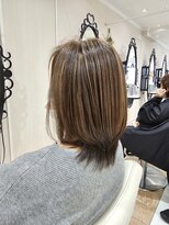 アッシュ 二俣川南口店(Ash) ◆肩ラインレイヤー/極細ハイライト/白髪ぼかし◎/グレージュ