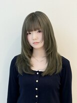 ラ ミューズ ヘアー(La mju：z hair)&nbsp;ニュアンスが可愛い！！オリーブグレージュ×レイヤーカット