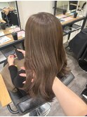 アッシュベージュ
