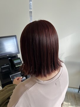 シー(See.) チェリーレッドボブ × 切りっぱなし外ハネボブ