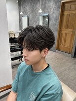 フォンド 津田沼(fond.) MEN’S HAIR/波巻きツイストスパイラル/リバースセンターパート