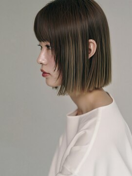 キヴィ(kivi) 白髪も艶やかにカバー オーガニックカラー×大人ショート
