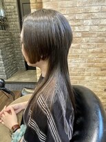 モナン 海老名(Monan) モードなロングウルフボブ インナーカラー
