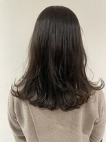 ユーフォリア 青山(Euphoria)&nbsp;くびれヘアフェイスレイヤーくびれ巻きラベンダーカラー外ハネ◎