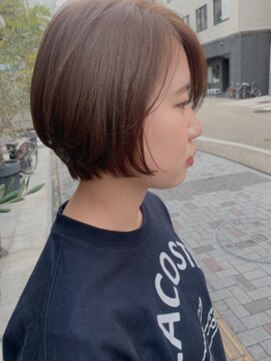 ビーワールド(B WORLD) 丸みショート　骨格修正カット【 藤枝/髪質改善/カラー】