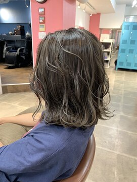 カラーリゾートAi 葛西店 バレイヤージュ