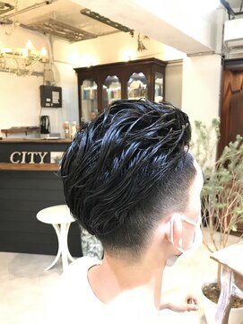 ロストシティ 横浜(LOST CITY) 大人感漂うパーマヘア