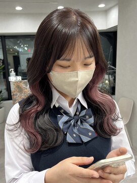 ツキ 横浜店(tuki) インナーカラーケアブリーチイヤリングカラーハイライトレイヤー