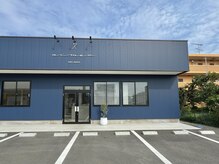 エメ 小山(Aimer)の雰囲気（青い建物が目印です☆【小山/学割U24/髪質改善】）
