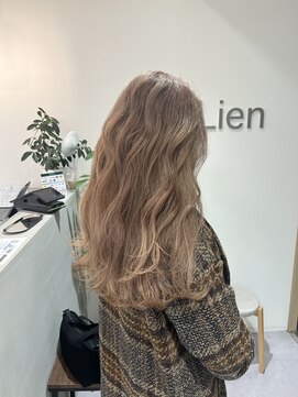 リアン(Lien) 1回のブリーチで作るミルクティーベージュ　miyu