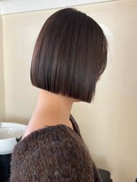 ホテリー(Hotely)&nbsp;ブリーチなしカラー20代ショートボブ代官山