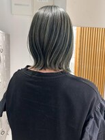 ムーン バイ ケンジ(moon by KENJE)&nbsp;【hinari】オリーブカラー/ハイトーンボブ/ケアブリーチ