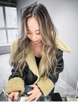 キオクエコ(KIOX eko) シャドールーツ/ケアブリーチ/リタッチ/レイヤーカット/髪質改善