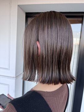 リテイルズ(Re:tales) 切りっぱなしボブ