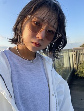 キーゴ 博多(KY-GO.) インナーカラーグレー/ミニボブ