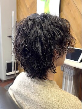 リ メイロ(Re.Meiro) 波巻きウルフ【メンズ/パーマ/眉毛/沖縄市/美里】