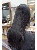 髪質改善で艶髪ストレート