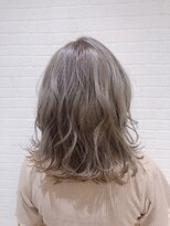 レイフィールド 浜町観光通り店(RAY Field) 外ハネミディアム×アッシュベージュ