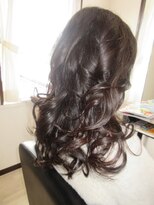 コア フィール ア デイ(COIFFURE A DAY)&nbsp;【M3D見附今町】ロングウエーブ