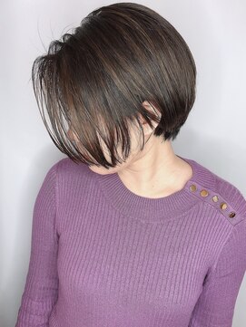 モリオフロムロンドン 原宿本店(morio from London) 【morio 原宿】前下がりショートボブ前髪なしハイライトカラー