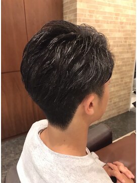 グランドライン(GRAND LINE) 《GRANDLINE友田千栄》セミウェットで作る流しバングスタイル