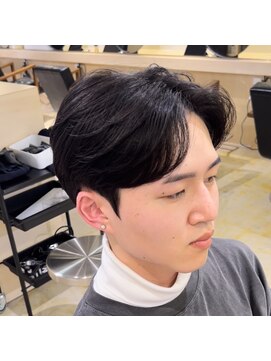 ニコフクオカヘアーメイク(NIKO Fukuoka Hair Make) 「NIKO」韓国風ナチュラルショートセンターパート　福岡天神大名