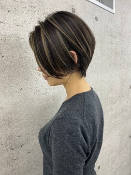 イキ 表参道(iki omotesando) モード/無造作ウェーブ/大人ガーリー[表参道駅]