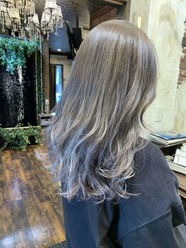 ヘアー クリエイト カルバリ(HAIR CREATE Calbari) ナチュラル透明感ハイライトカラー