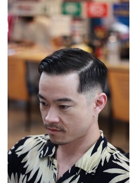 カットハウス ハードパートスタイル