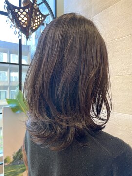 ビュートリアム265(BEAUTRIUM 265) ミディアムレイヤー/レイヤーカット/銀座/くびれヘア/アッシュ