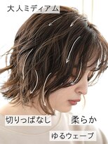 スパイス(SPICE) ミディアムニュアンスパーマ巻き髪シースルー前髪ヘルシーカット