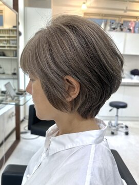 ハーツ(Heart's) 40代50代60代白髪ぼかしハイライトグレイカラー脱白髪染め