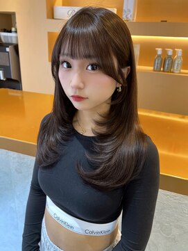 ディーバ 藤沢(D.I.E.V.A) 10代20代顔周りレイヤーアッシュブラウン