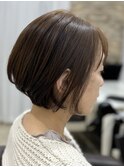 ショートボブ