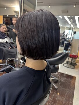 シャンプーボーイエイムス(SHAMPOO BOY aims) 内巻きボブ