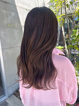 美容室 ビ フェスカ(B FESCA) レイヤーカット/2wayバング/透明感カラー/ツヤ髪